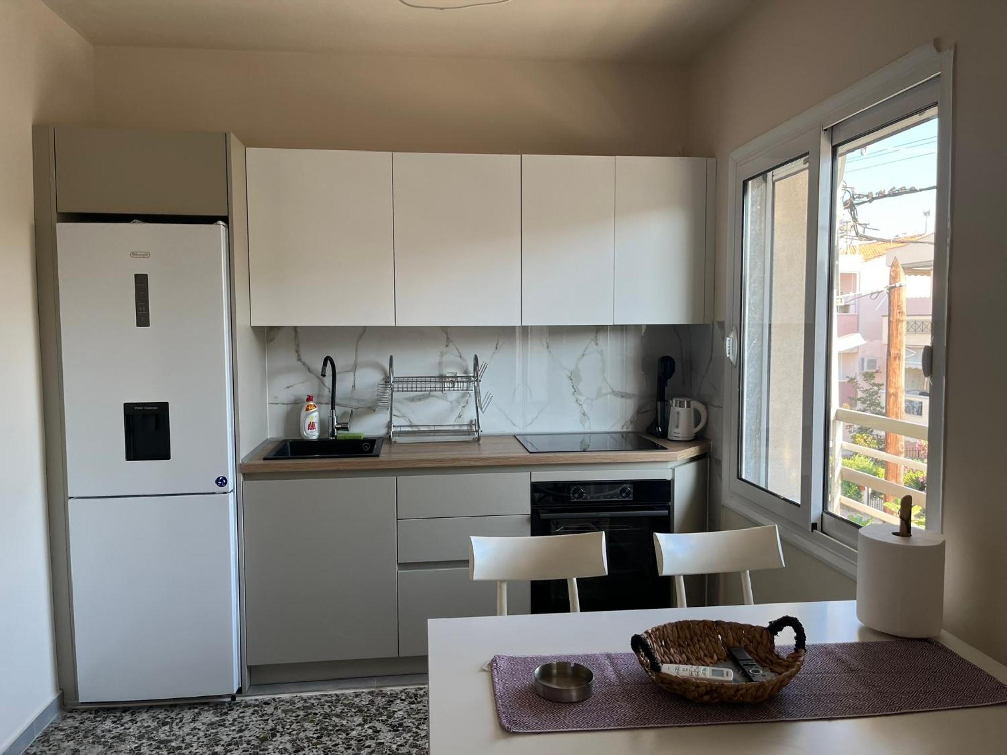 Mz Apartment Néa Péramos Εξωτερικό φωτογραφία