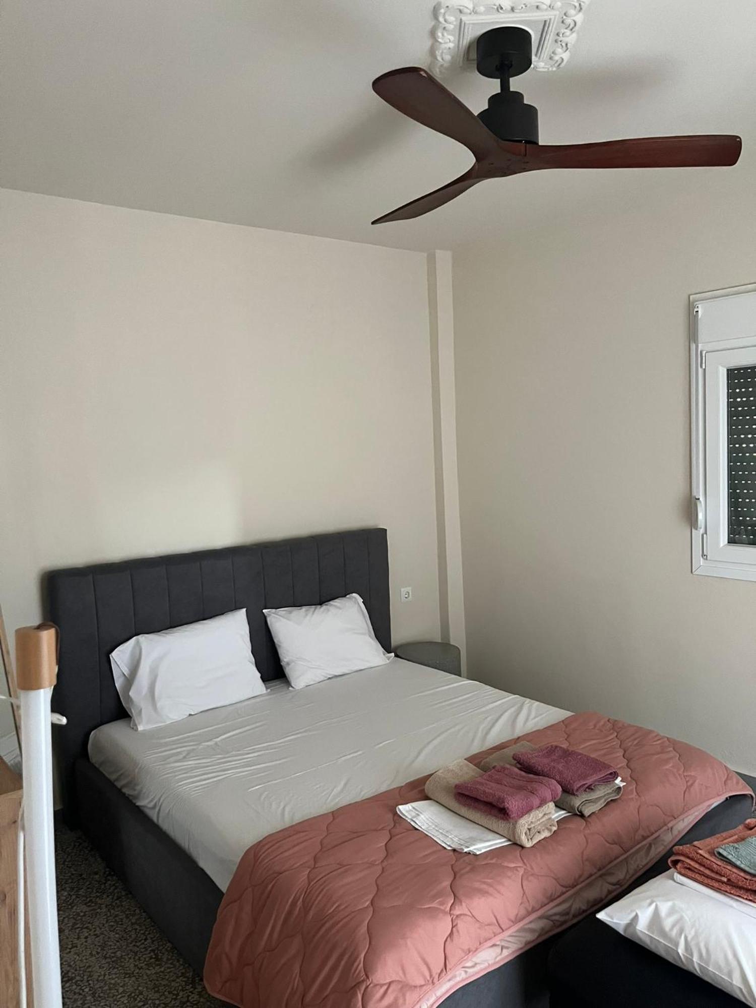 Mz Apartment Néa Péramos Εξωτερικό φωτογραφία